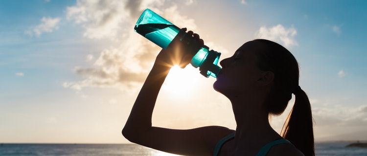 Wie viel Wasser steckt im menschlichen Körper?